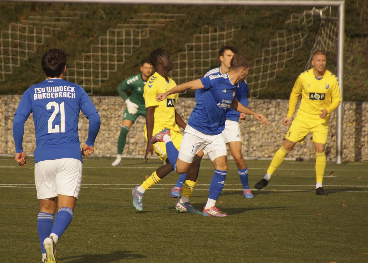 tyson hagaman playing for SG Quelle Fürth